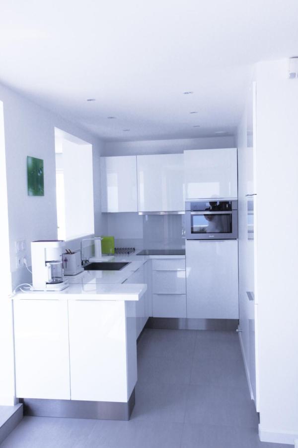 Design Apartment - Pool, Large Terrace And Panoramic Views Of Mediterranean Bandol Bagian luar foto